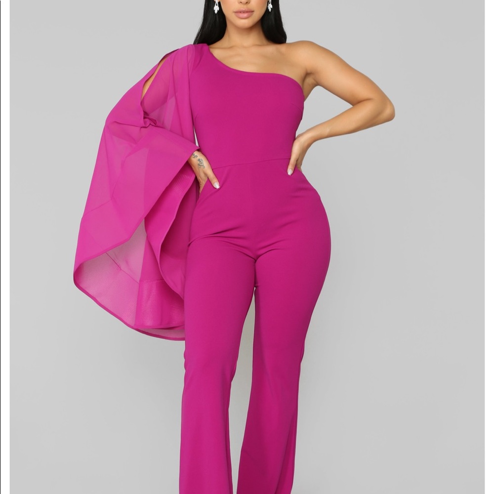 Fashion nova jumpsuit